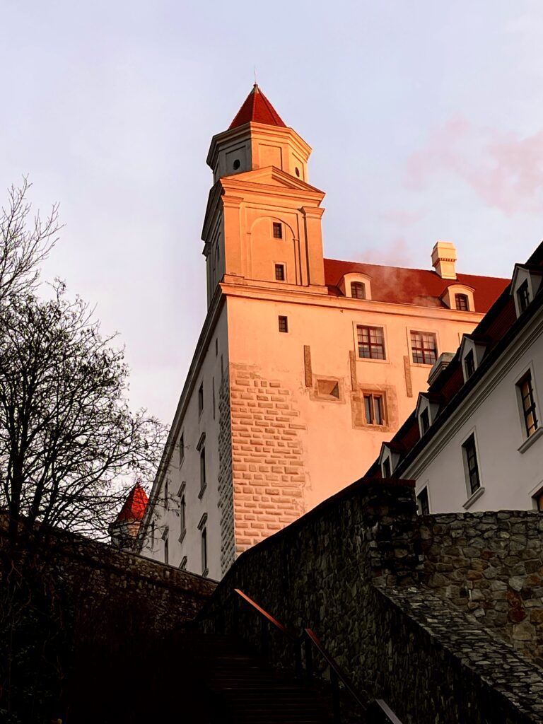 Bratislavský hrad při západu slunce - Tereza Hladíková